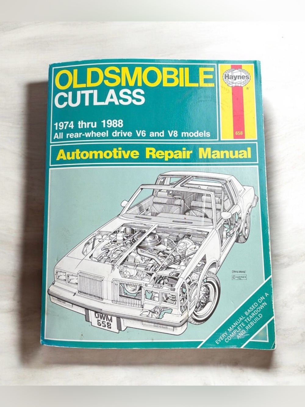 Haynes Oldsmobile Cutlass Automotive Repair Manual 1974 thru 1988 V6 V8 Models